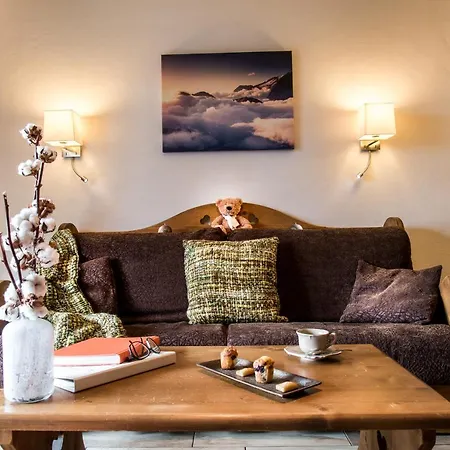 - Les Grandes Alpes Aparthotel