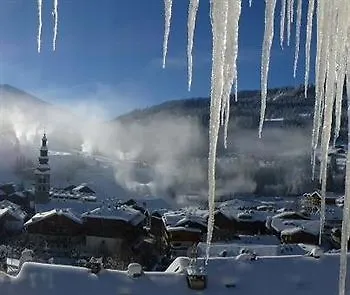 - Les Grandes Alpes 4*